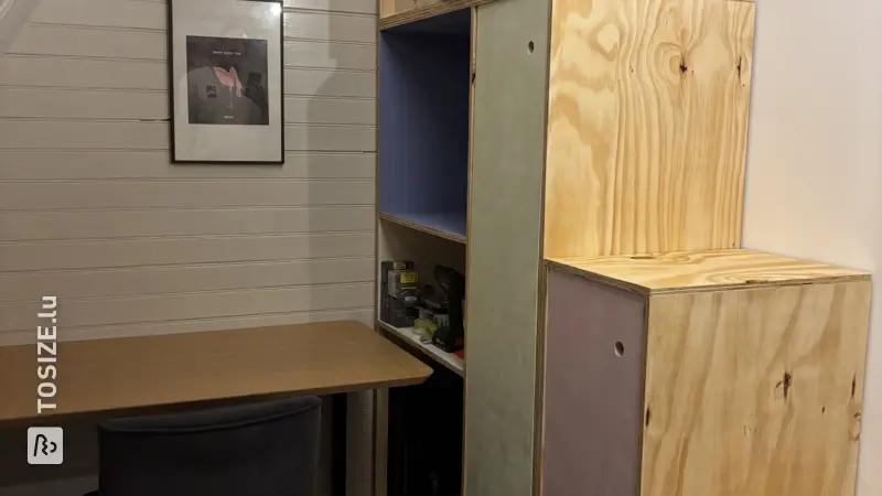 Dachbodentreppenschrank mit Stauraumoptionen von Welmoet