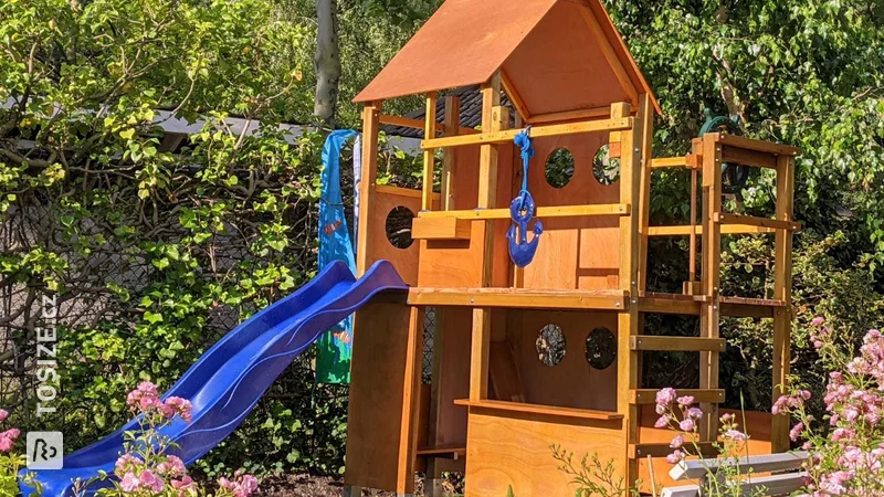 A plywood play/climbing house, by Gert