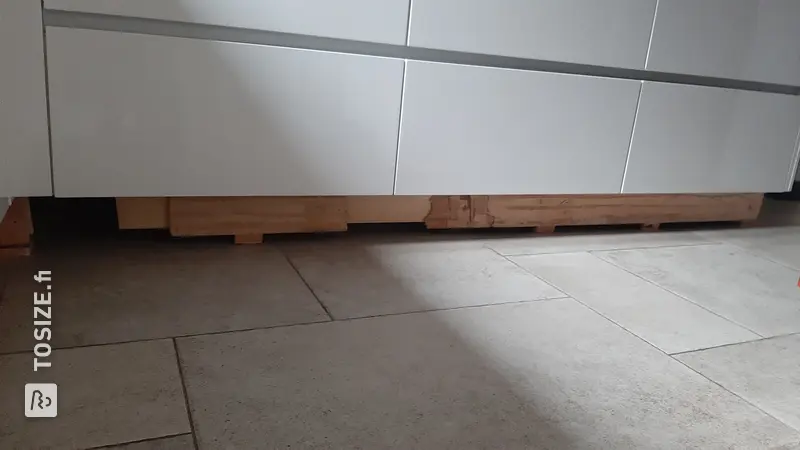 Custom-made kitchen plinth made of moisture-resistant MDF, by John