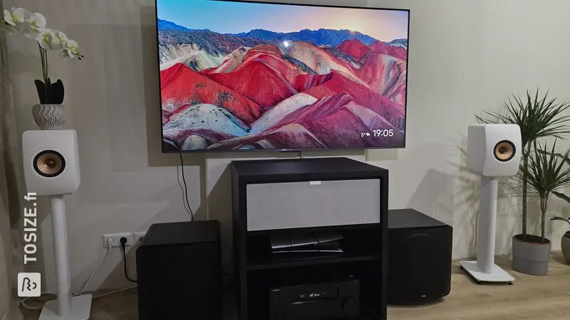Stylish Audio Furniture in Elegant Black, by Nicolas