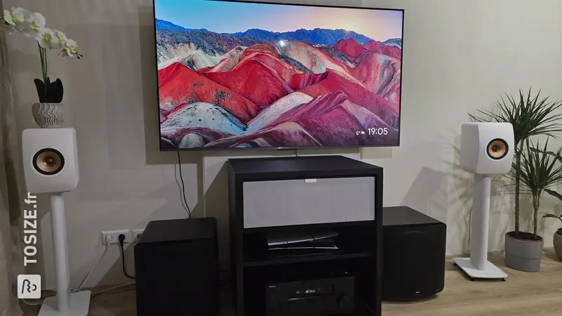 Stylish Audio Furniture in Elegant Black, by Nicolas