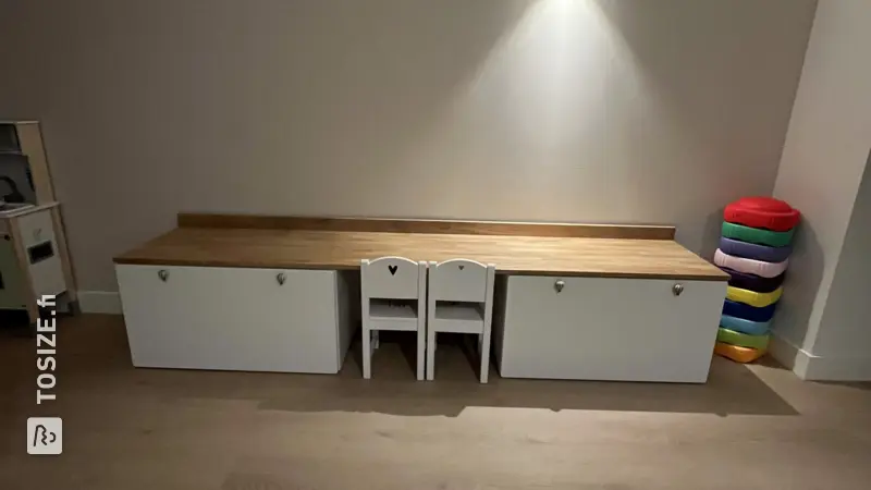 Children's desk and play corner with IKEA Smastad, by Sofie