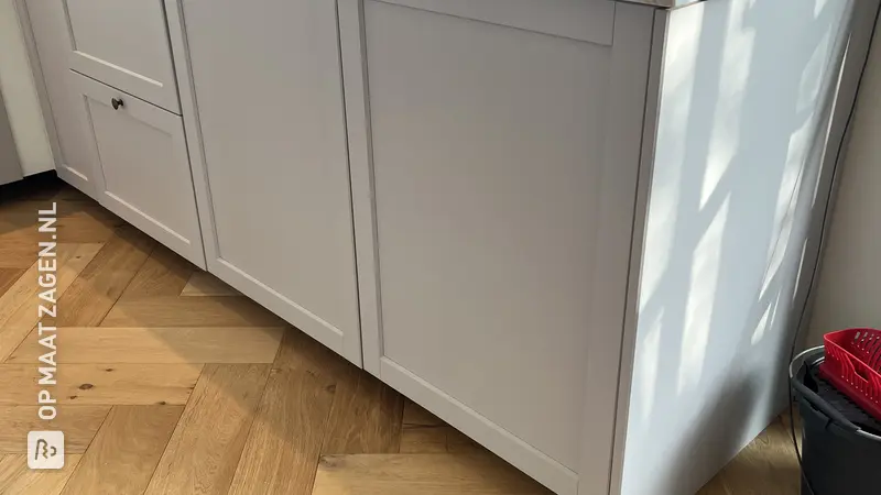 IKEA Keuken Met Custom Zijpanelen, door Guido
