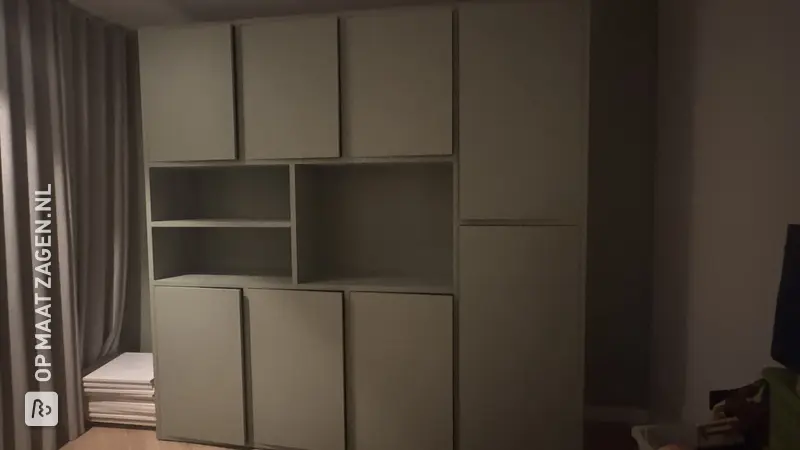 Stijlvolle Woonkamer Wandkast van MDF-gegrond, door Arjan