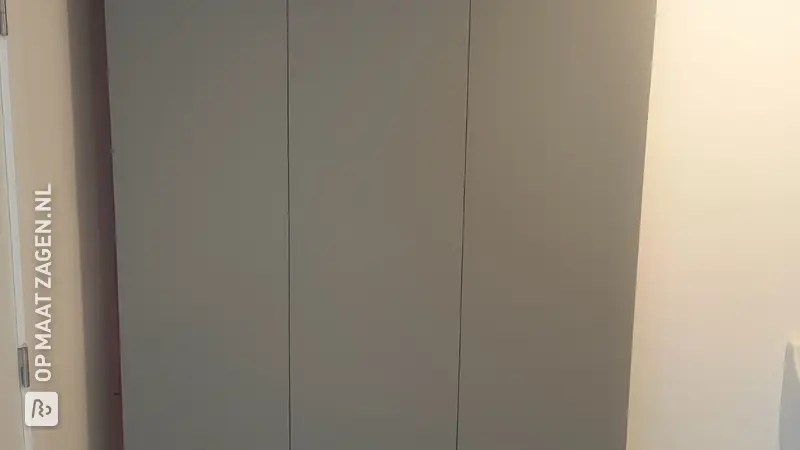 Integrated technology cabinet made of lacquered MDF, by Stijn