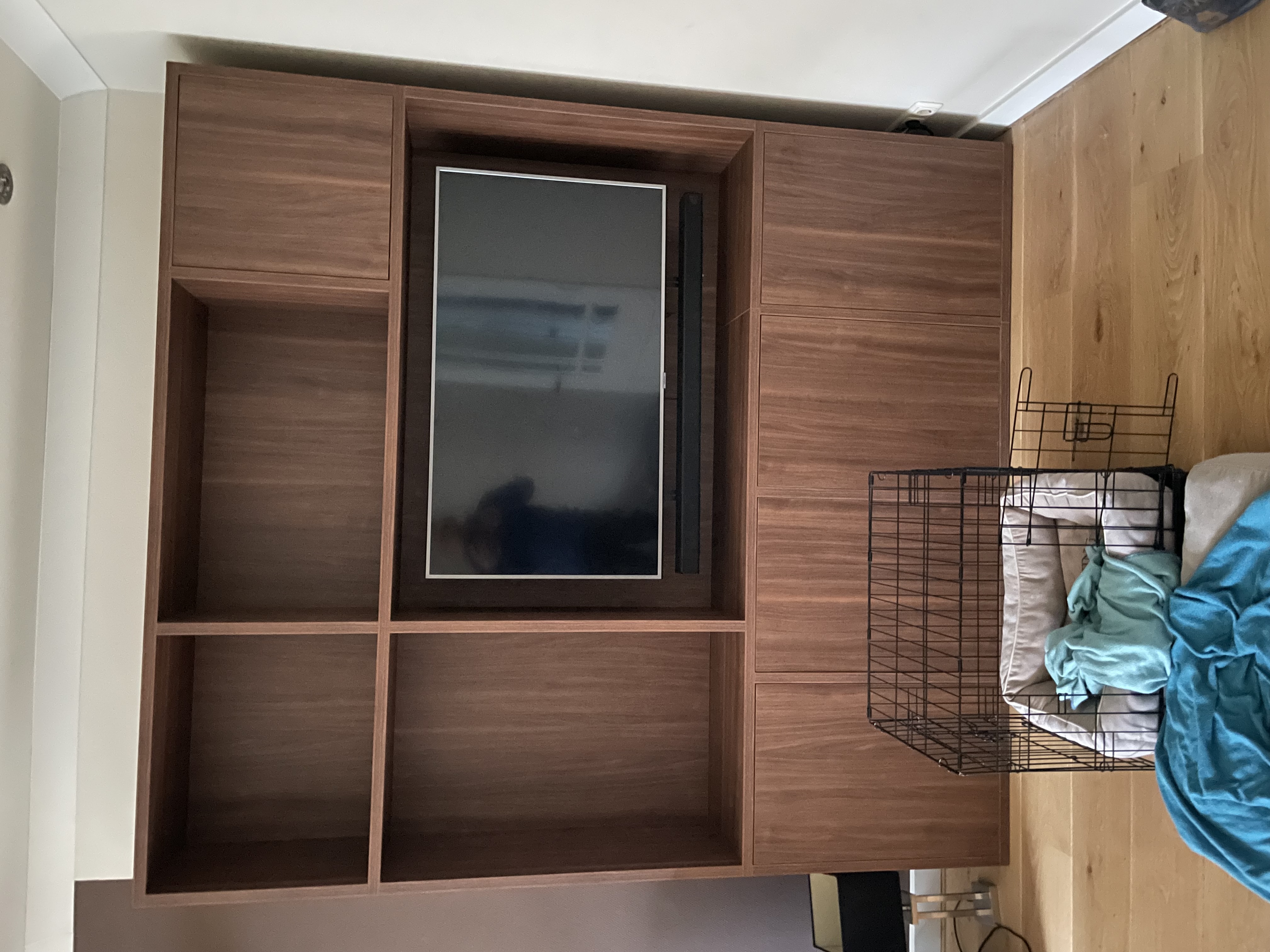 Order UNILIN chipboard H251 W06 Lorenzo walnut medium brown cut-to