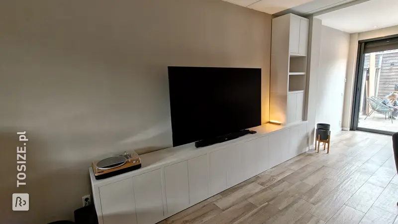 Spacious TV cabinet for Tranquility and Style, by Mattijs