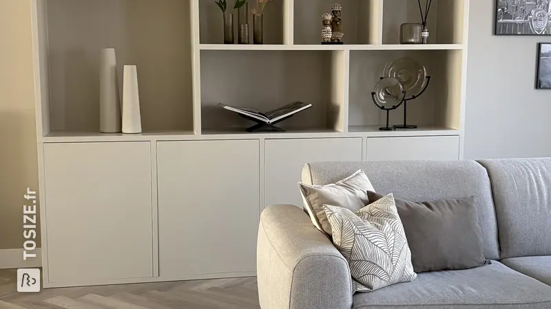 Une garde-robe parfaitement adaptée à notre famille et à notre intérieur, par Eva
