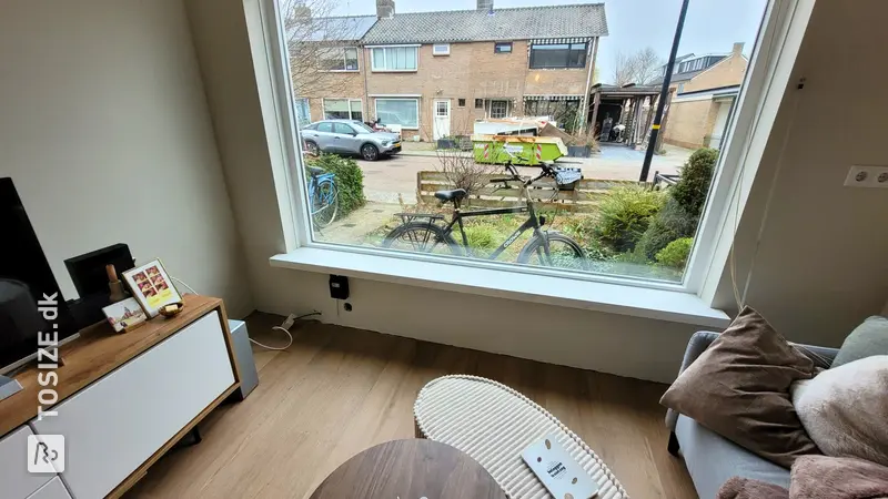 Stylish Window Sill for the Living Room, by Kevin