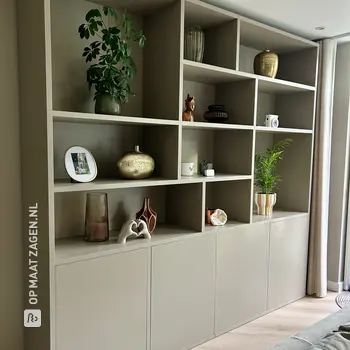 Prachtige Vakkenkast voor de Woonkamer, door Dian