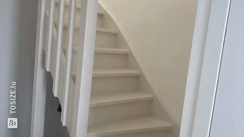 Fermeture d'un escalier ouvert par des contremarches, par Jules