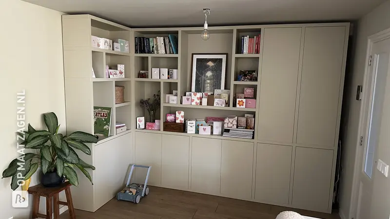 Living Room Corner Cabinet with Cutout, by Janneke