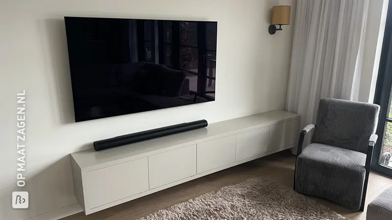 Stylish 260cm TV Unit with Hinged Doors, by Jeroen