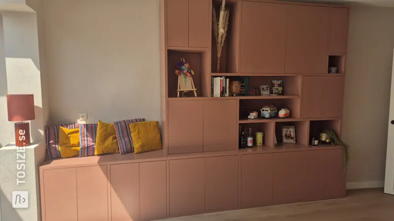 DIY Compartment Unit and Bench for the Living Room, by Eveline