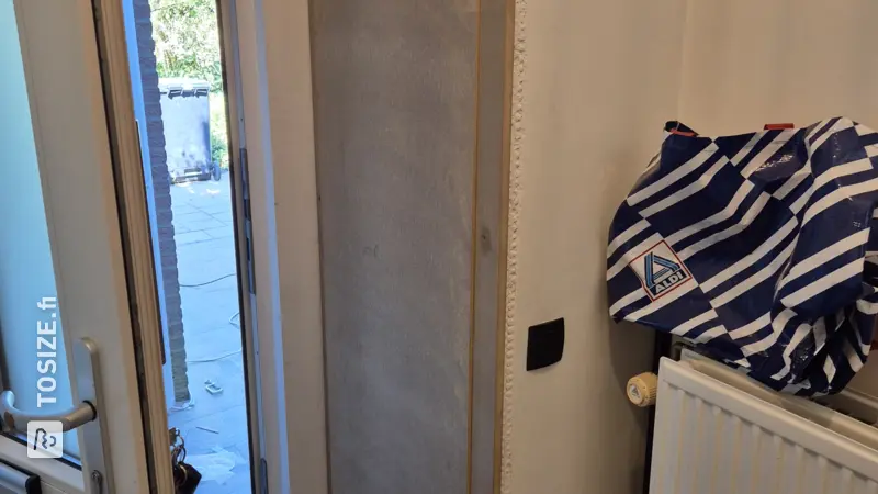 Making a stylish meter cupboard door from MDF, by Damon