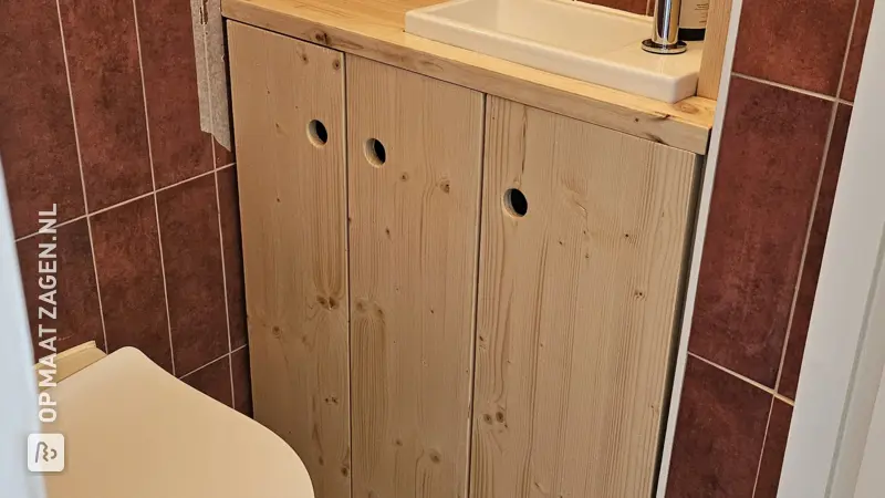 Zelfgemaakt Toilet Fonteinkastje Ombouw, door Jurriën