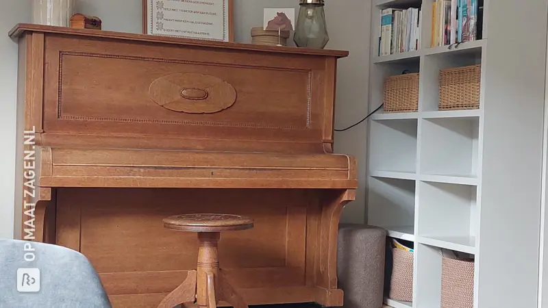 DIY Bookshelf for the Living Room, by Annedien