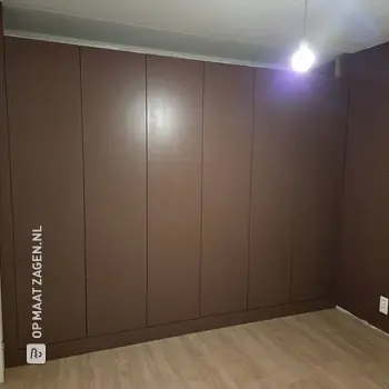 Stijlvolle Kastenwand op Maat met Pax-basis, door Roy