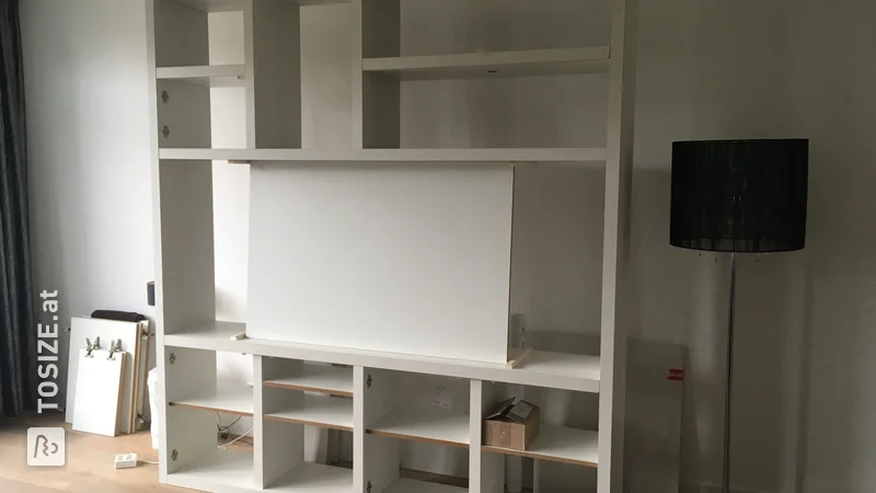 Sleek, white TV / shelf MDF, by Wendy