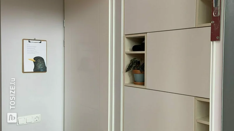 Flurschrank in Nische, IKEA BESTA Hack, von Karin