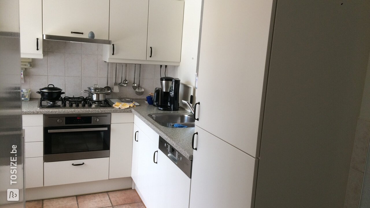 3 x Keuken renovatie met nieuwe deurtjes, door Hans