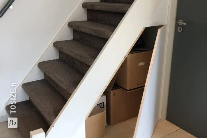 Making your own staircase cupboard