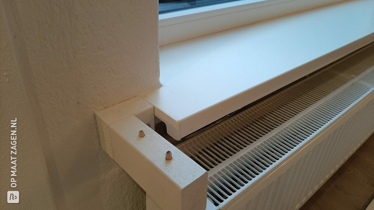 Multifunctionele radiator ombouw en hoekkast van MDF, door Laura