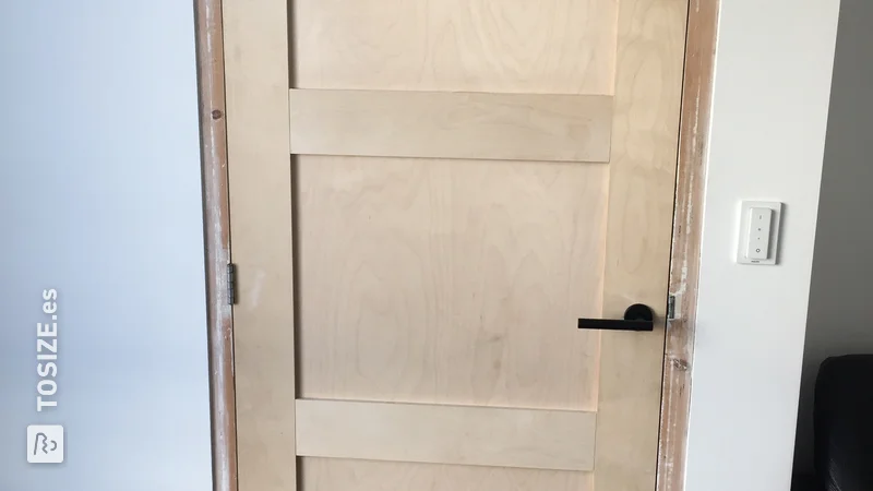 Homemade interior door from Multiplex Birch, by Redmer
