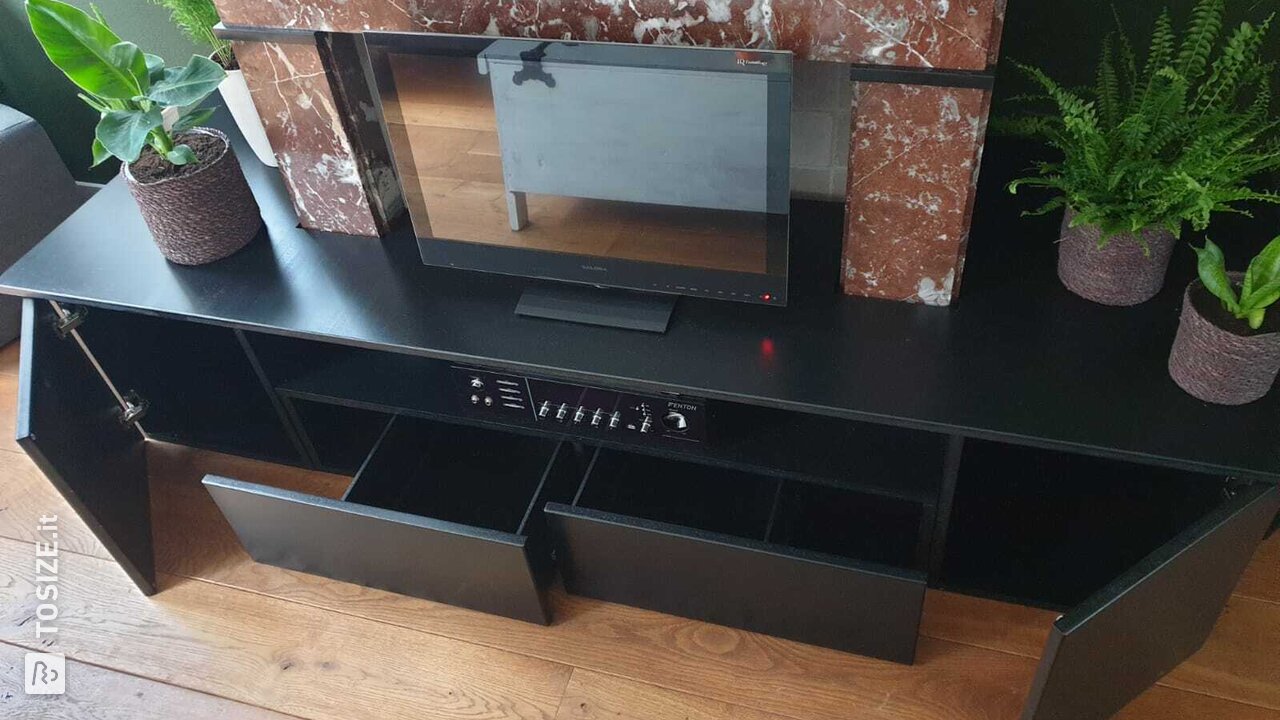 Conversione di mobili TV camino MDF, di Jordy