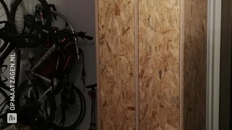 Expansion of existing cabinet with OSB, by Michiel