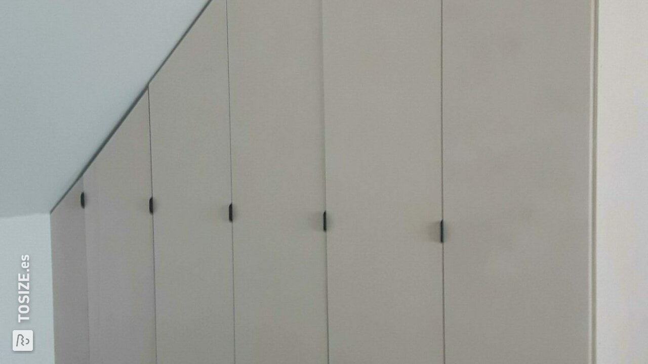 Puertas de armario para armarios Ikea PAX (a medida), de Hasse