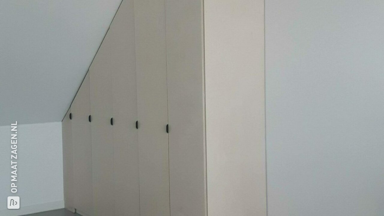 Kastdeuren voor (op maat gemaakte) Ikea PAX kasten, door Hasse