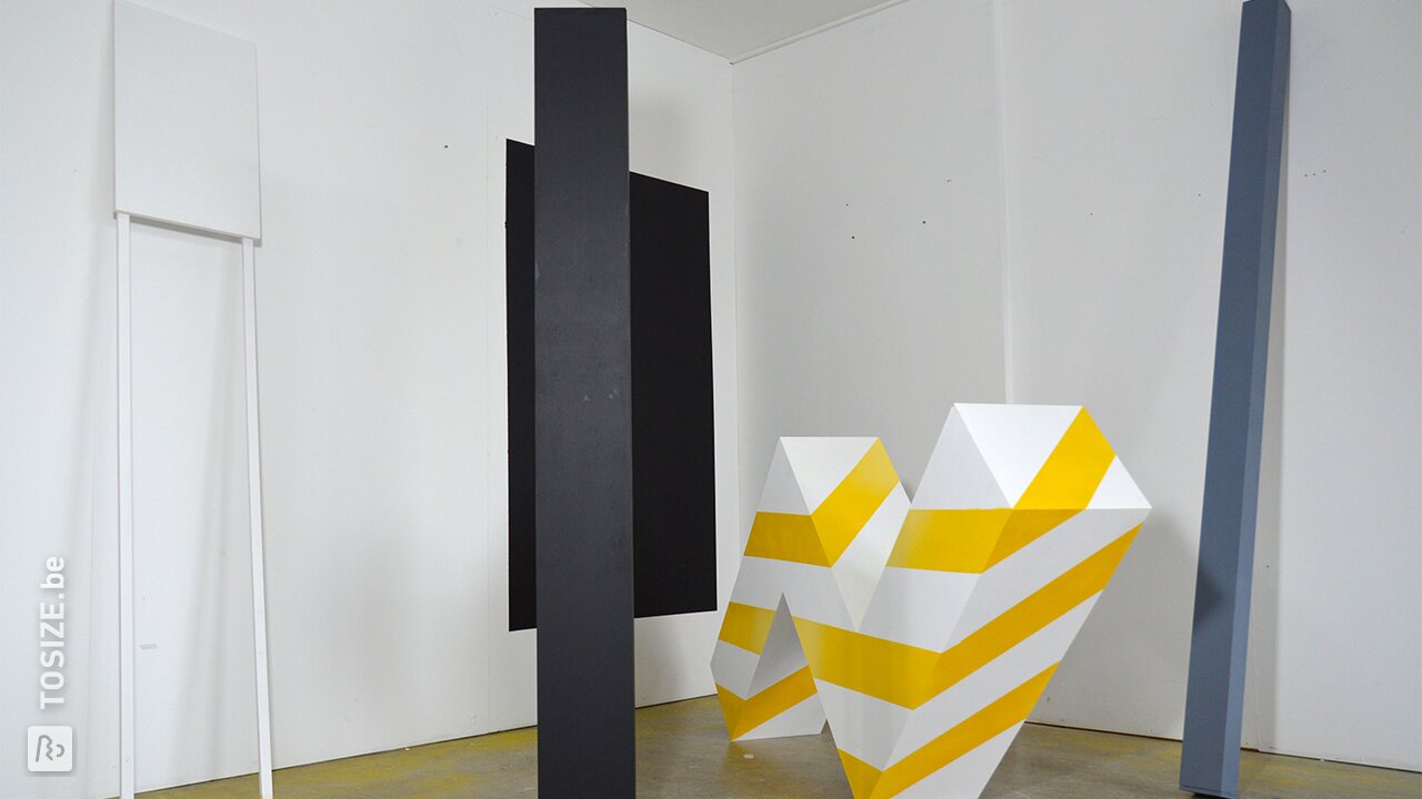 Kunstwerk, installatie in galerie, door Marjolein