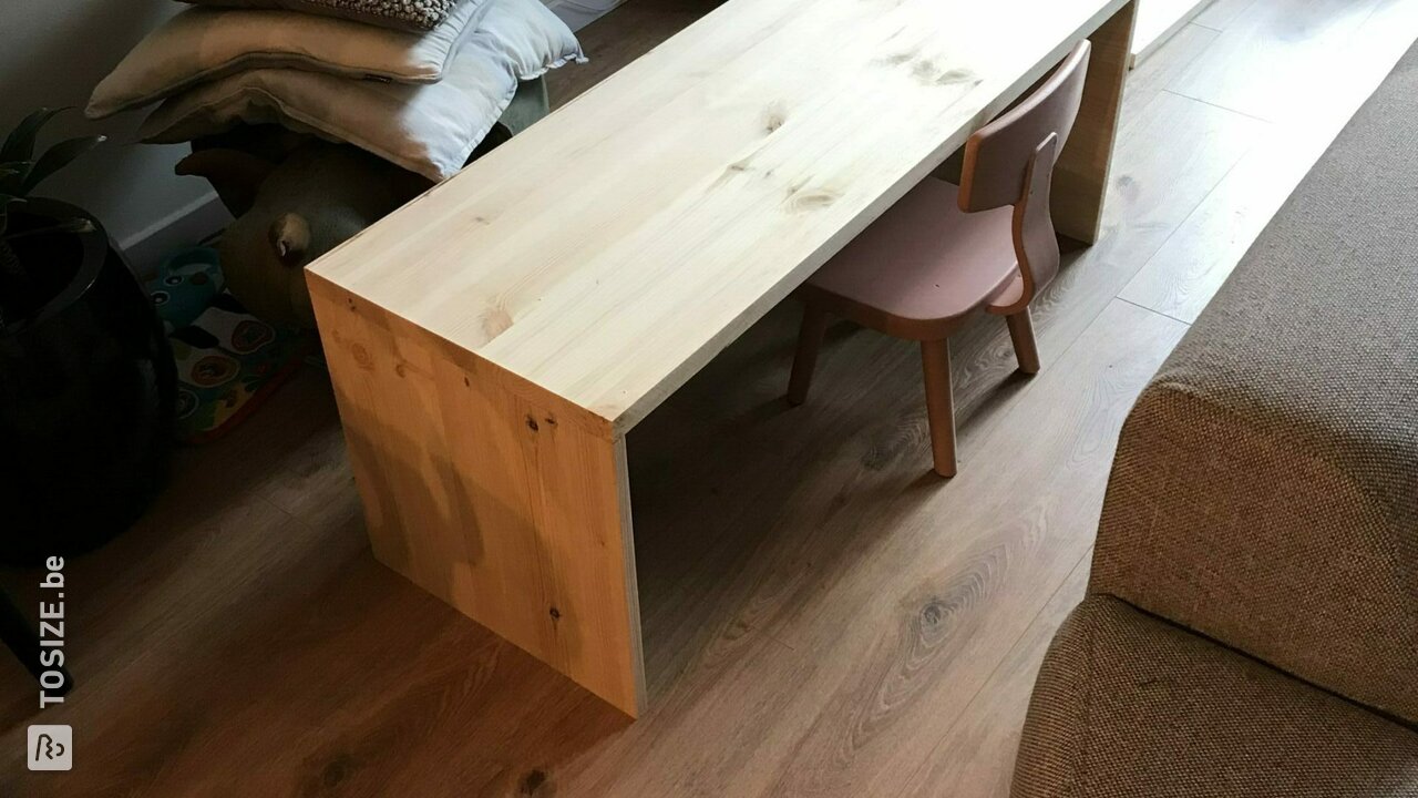 DIY: Een fijn speelhoekje met heel veel opbergruimte! Door Linsey