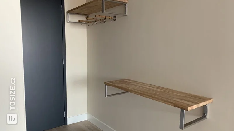 DIY side table and coat rack made of oak, by Robin