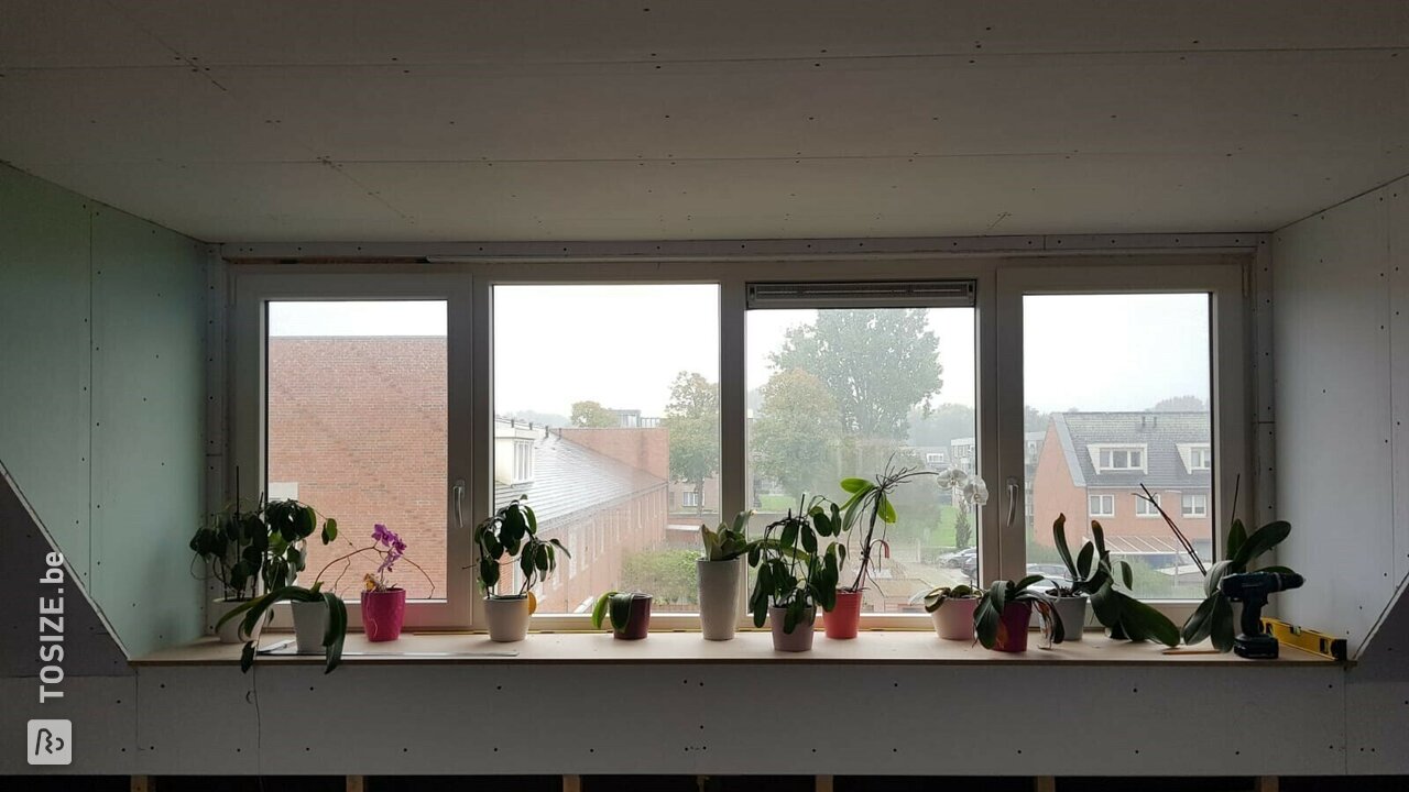 DIY: vensterbanken op maat van MDF, door Riehaan