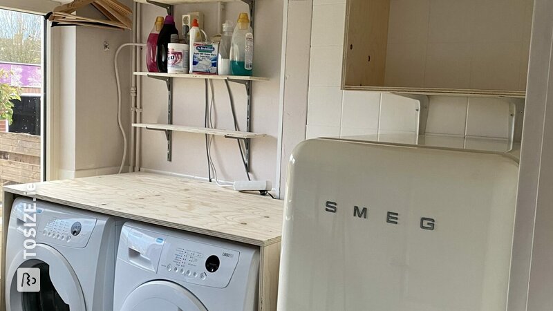 Converting an old bath maker into a laundry room, by Susanne