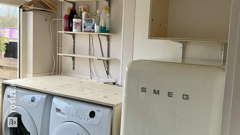 Transforming an old bath maker into a laundry room, by Susanne