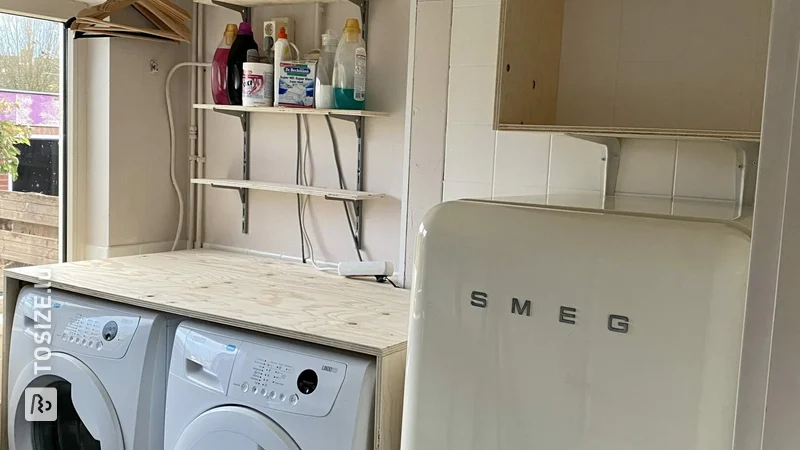 Transforming an old bath maker into a laundry room, by Susanne