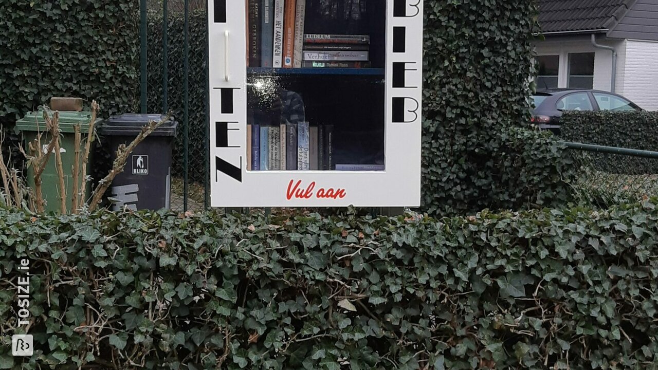 DIY cabinet for outdoor library from MDF Tricoya, by Frank