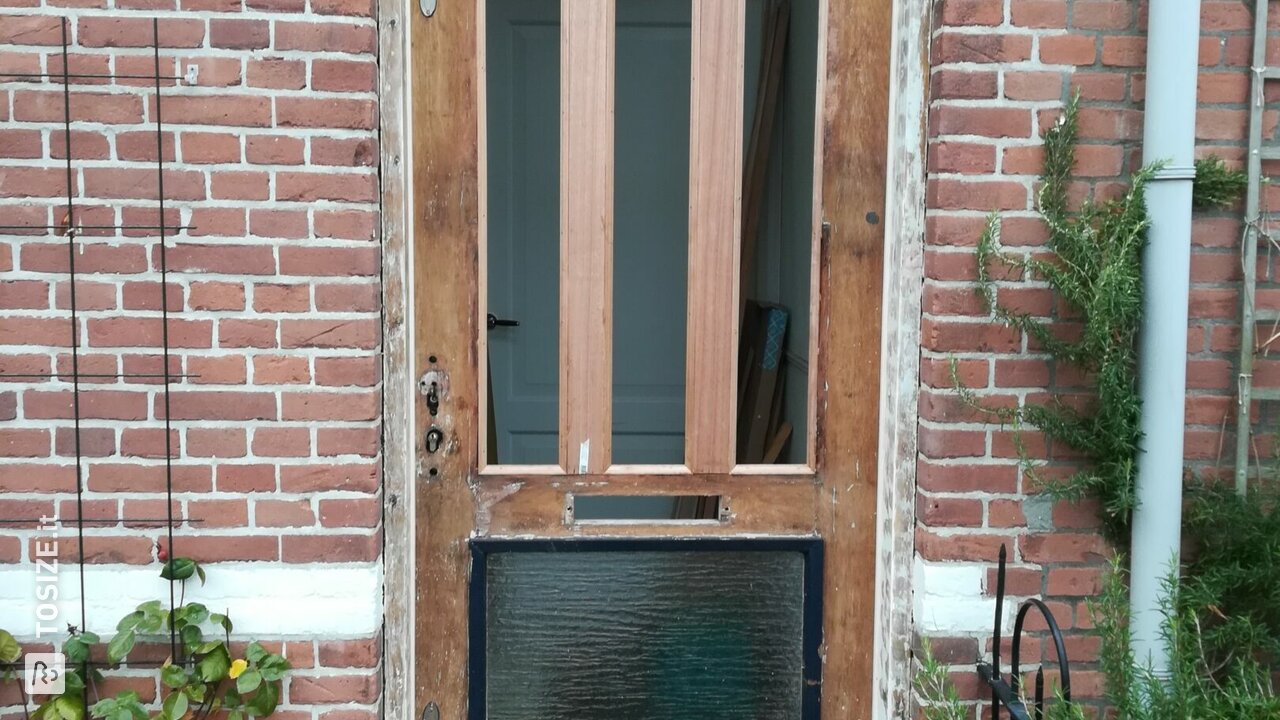Restauro della porta ingresso con MDF tricoya, di Paul