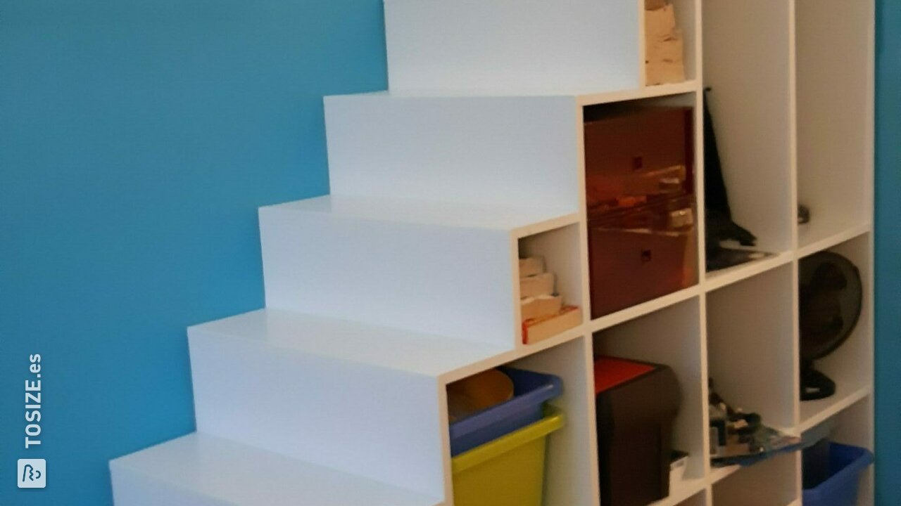 DIY stairs cupboard with storage bins, by Rutger