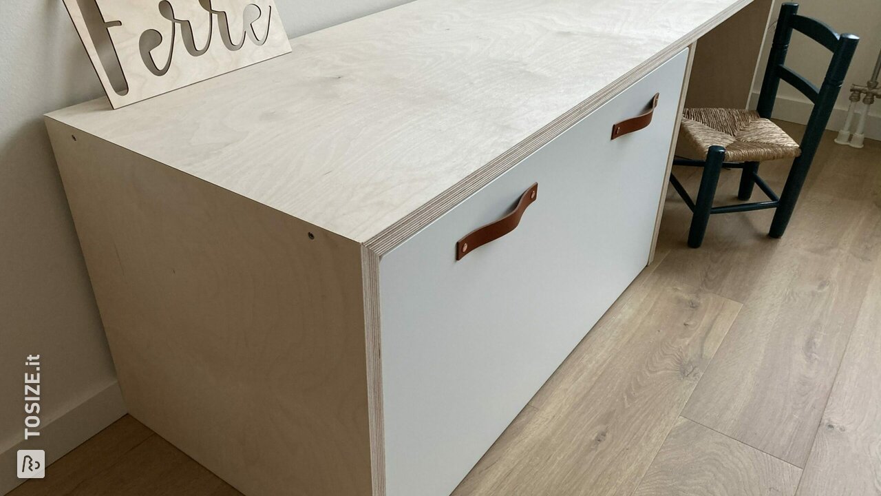 IKEA hack SMÅSTAD: scrivania per bambini con betulle Multiplex! Di Jeffrey