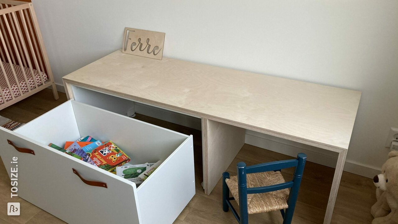 IKEA hack SMÅSTAD: children&#39;s desk with Multiplex birches! By Jeffrey