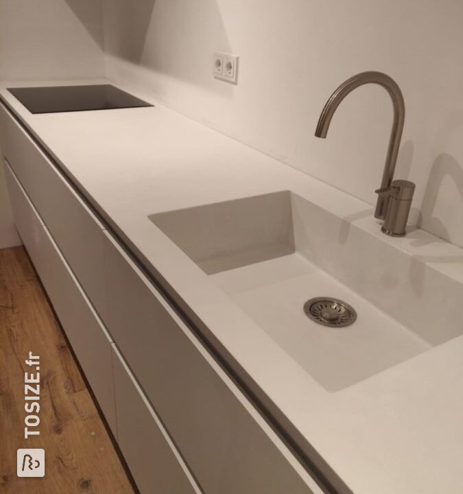 Plan de travail de cuisine en béton fait maison TOSIZE.fr — free download