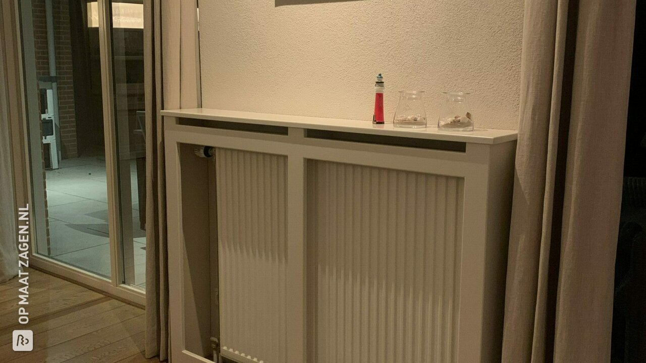 Ombouw van radiator met MDF gegrond, door Robert