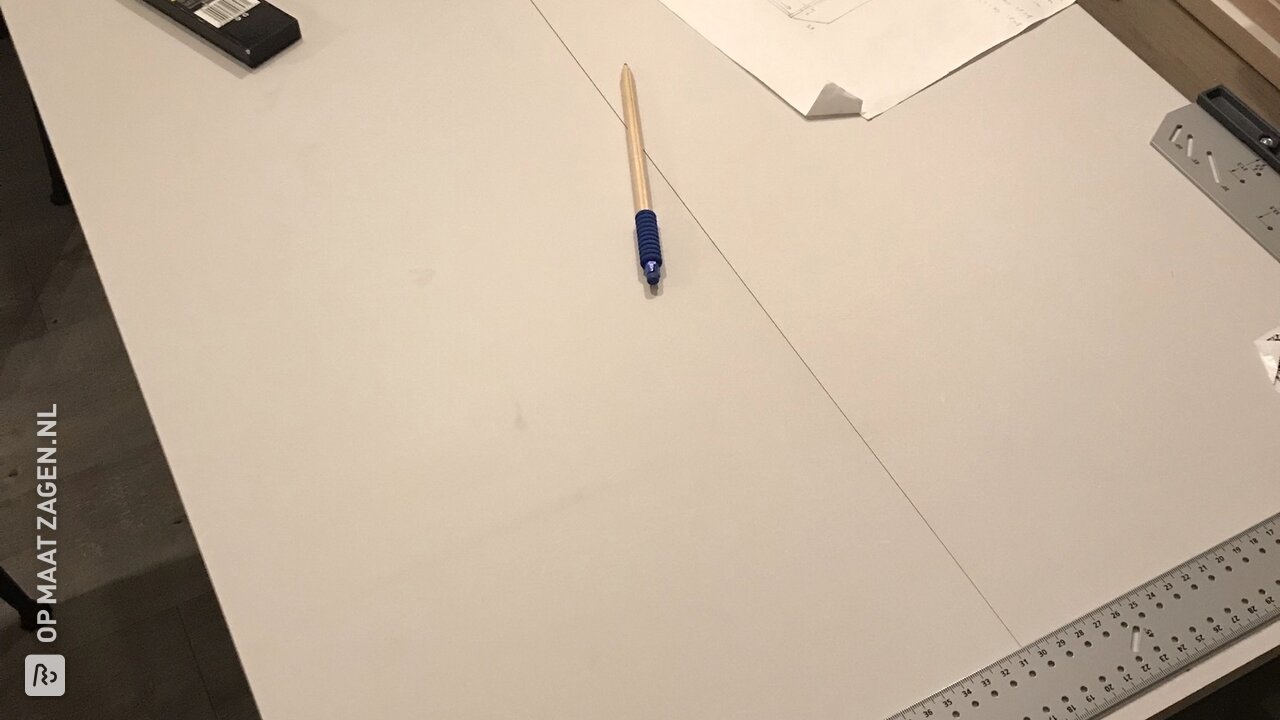DIY-22033_MDF-Gegrond-1.jpeg