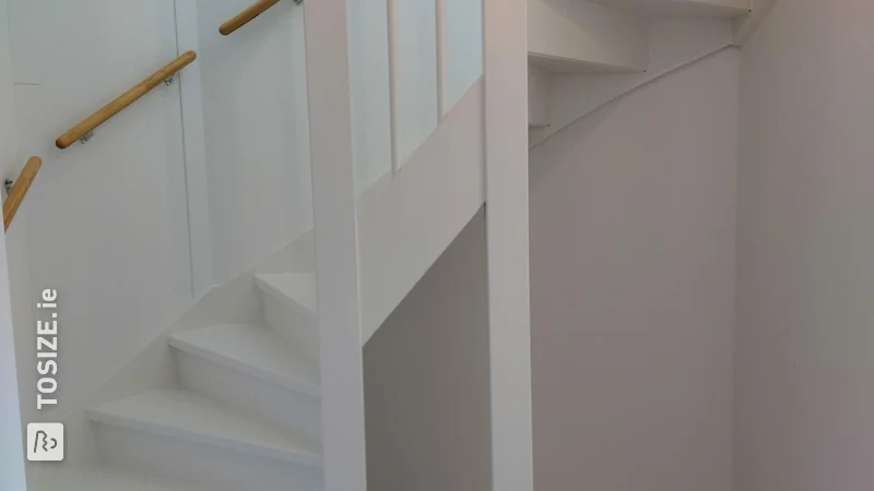 Staircase closed with MDF primed, by Pascal