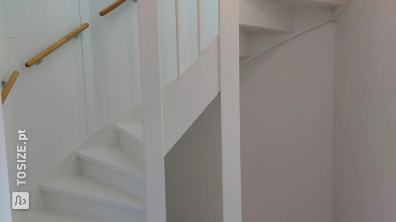 Stairs closed with MDF primed, by Pascal