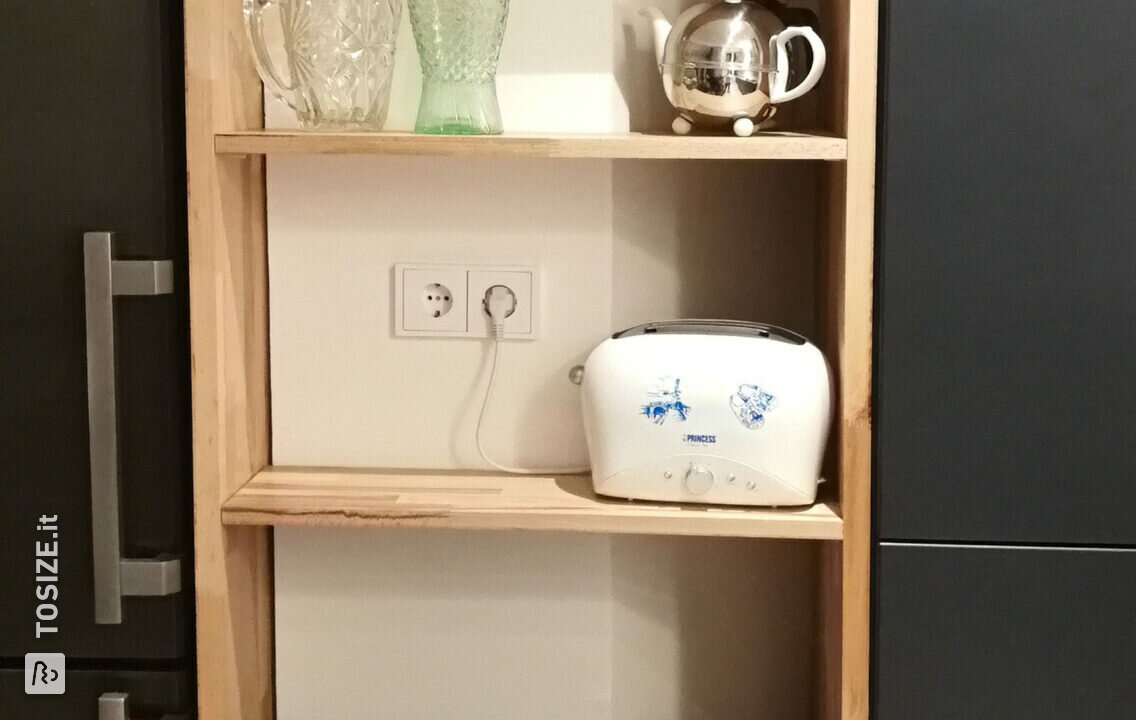 Mobile da cucina su misura in massello di faggio, di Daph